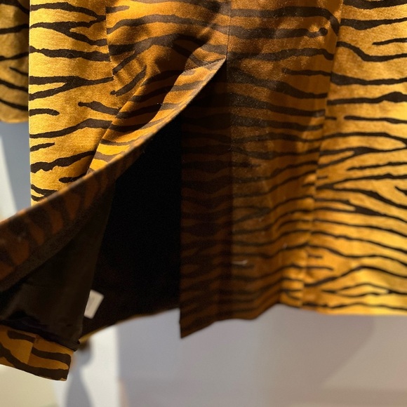 Michael Kors Divine Tiger Animal Print Trench Coat - Picture 11 of 11